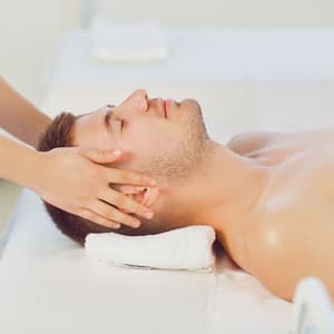 Oceanic Rebalance: Binaural Delight for Relaxing Massage - Ocean