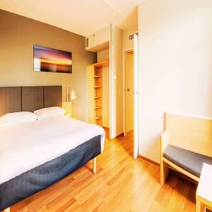 Music - Long Weekends - Coffee Lounge Jazz Band Chill Out