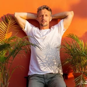 Sinfonía De Armonía: Capas De Música De Orquesta - Bertie Lambert