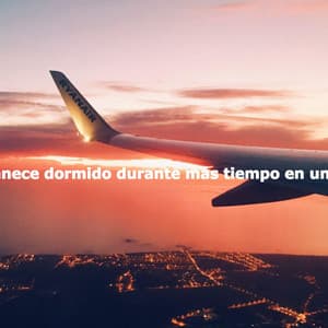 Permanece dormido durante más tiempo en un avión - Música Alegre para Cafe