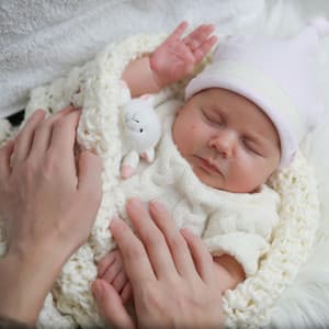 Tender Baby Lullaby: Bliss for Precious Little Ones - Baby Noise Machine