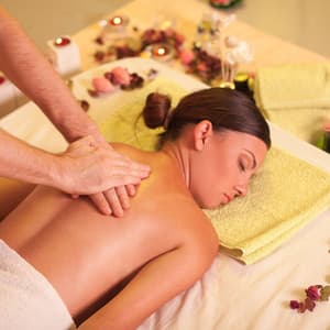 Soothing Vibrations: Deep Meditations for Therapeutic Massage - Deep Meditation Spa