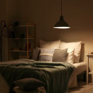 Dreamland Tunes: Soft Music for a Quiet Night - 174 Hz Guru