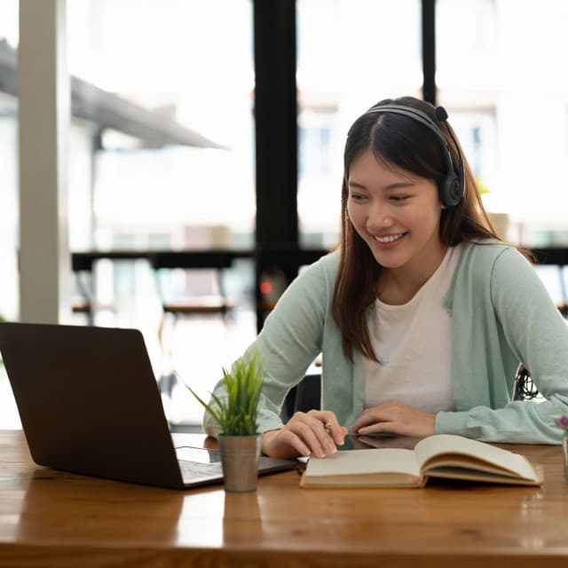 Coffee Shop Jazz Notes: Uplifting Tunes for Motivated Study - New York Jazz Bar