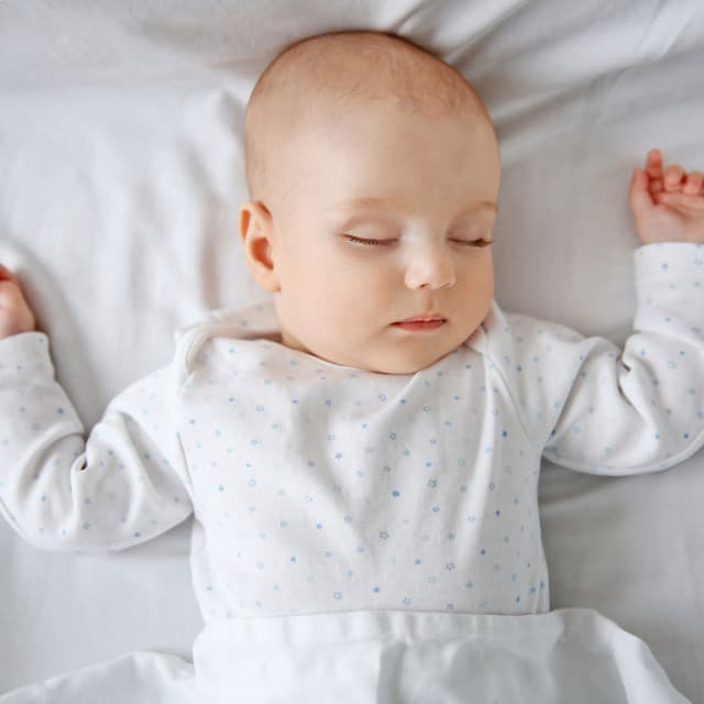 Tranquil Baby Threads: Lofi Soundscape for Peaceful Sleep - LoFi Hip Hop Beats