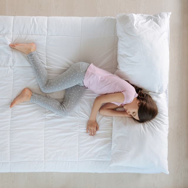 Quiet Slumber: Soothing Tranquil Sounds - Japanese Relaxation and Meditation